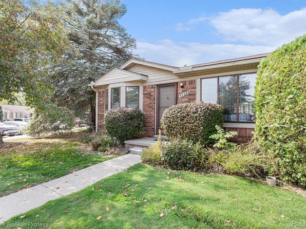 57295 Beaconsfield Rd, Washington, MI 48094