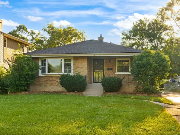 207 N Yale Ave, Villa Park, IL 60181