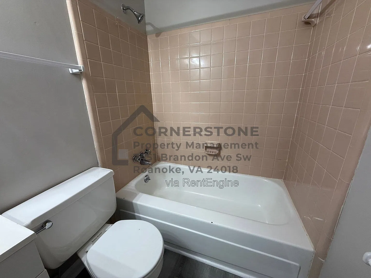 1 bed, 1.0 bath, 528 sqft, $875 — Photo 4