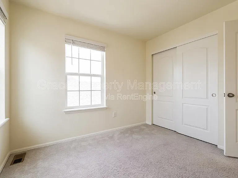 17626 Olive St — Photo 11
