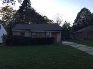 1623 Warren Rd, Rockford, IL 61108