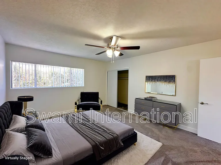 25907 Oak St #4 — Photo 3