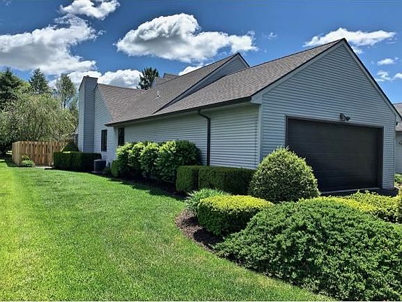4th image of 212 Vivian Ln