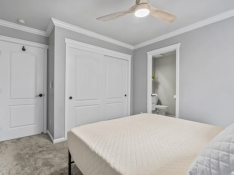4259 N Chatterton Ave — Photo 39