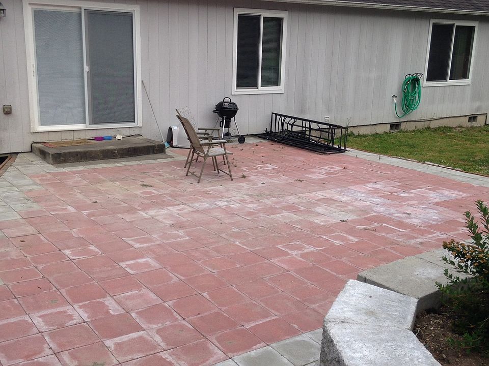 1st image of 227 Allison Ave W