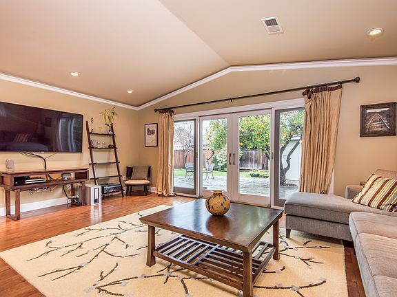 5th image of 2110 Ellen Ave