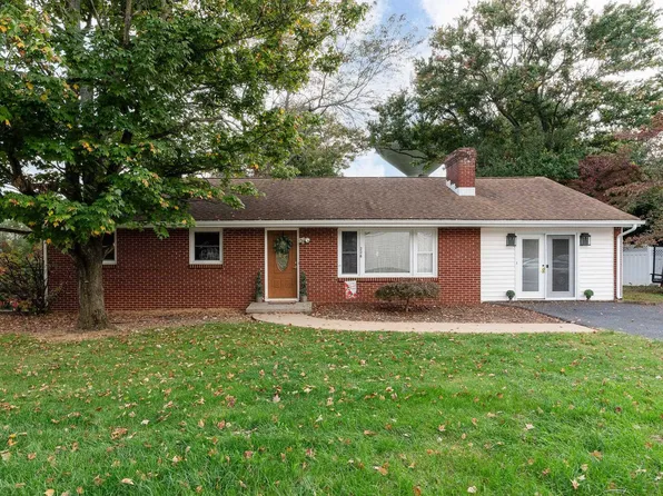 226 Parker Heights Rd, Waynesboro, VA 22980