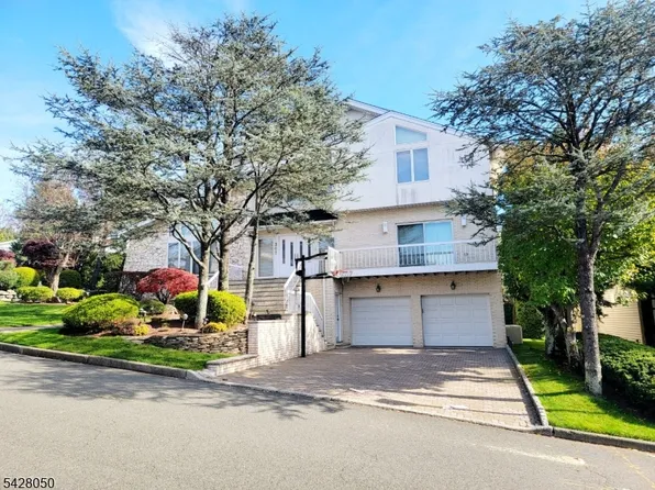 307 Center St, Englewood Cliffs Boro, NJ 07632