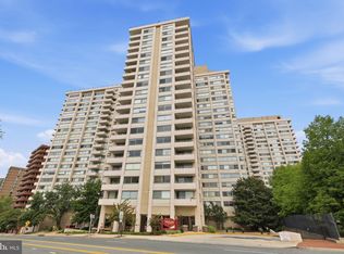 4515 Willard Ave APT 1403S, Chevy Chase, MD 20815