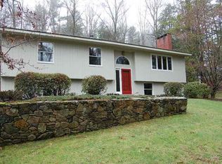 1 Haley Rd, Great Barrington, MA 01230