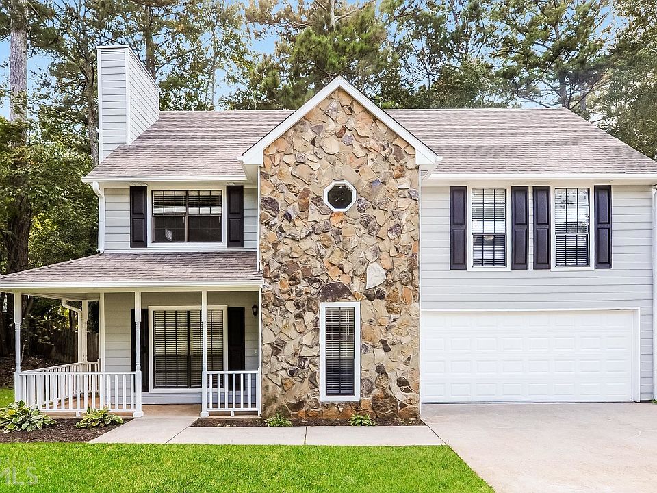 1st image of 1104 Realm Ln