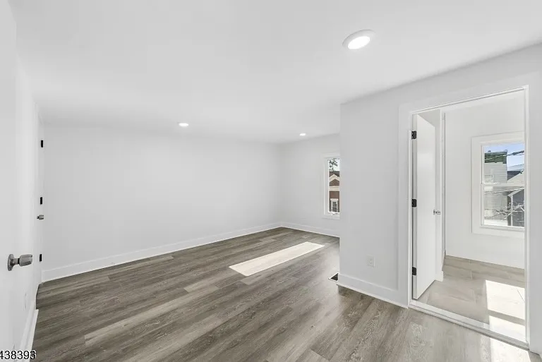 1119 Hampton Pl #2 — Photo 9