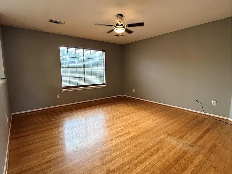 20823 Camphor Tree Dr — Photo 6