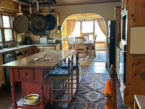 2730 Longthong Rd, Steamboat Springs, CO 80487