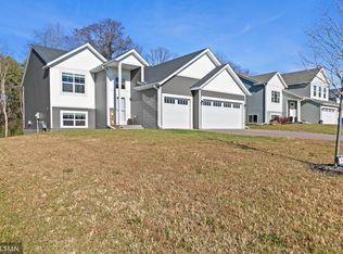 821 Sutherland St, Somerset, WI 54025