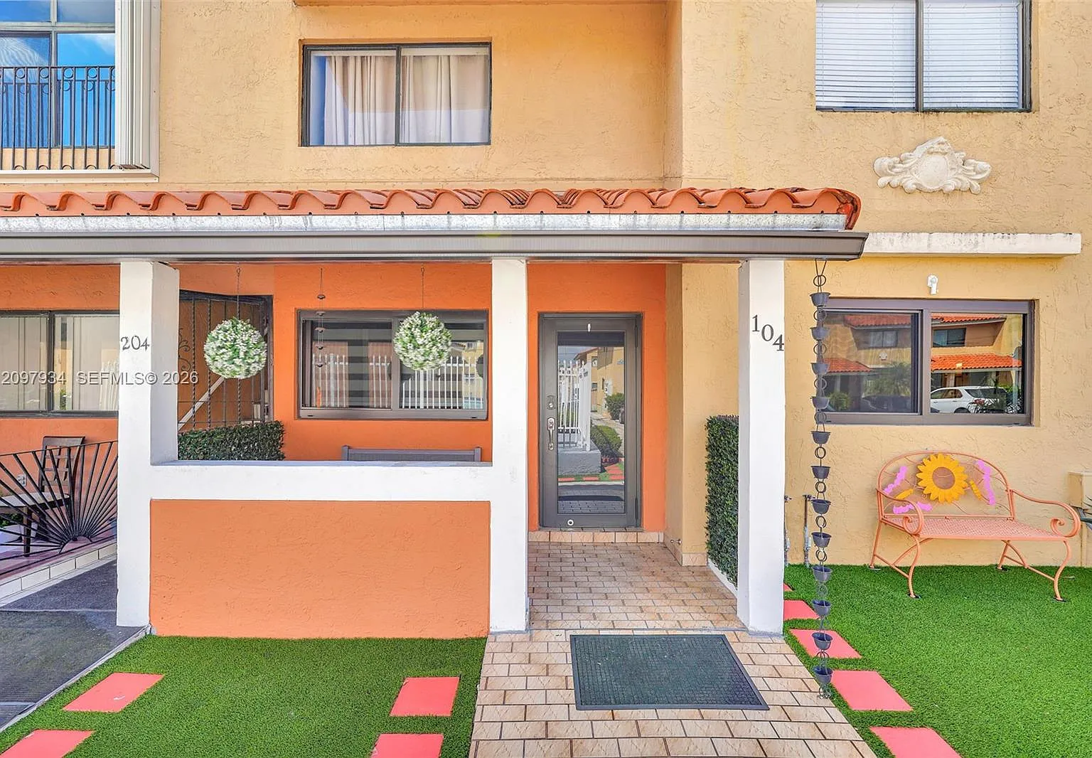 Residencial El Prado Cond — Photo 1