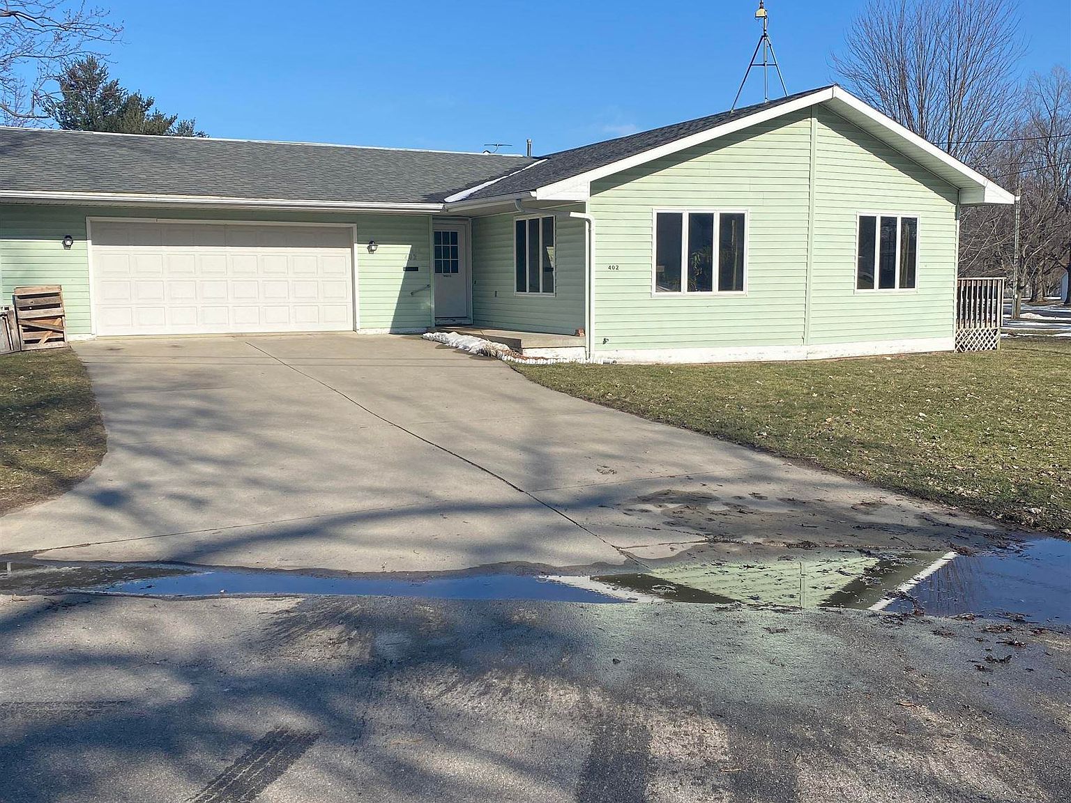 402 N Saint Johns St, Ithaca, MI 48847 Zillow