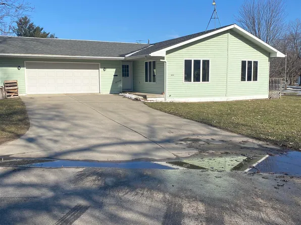 402 N Saint Johns St, Ithaca, MI 48847
