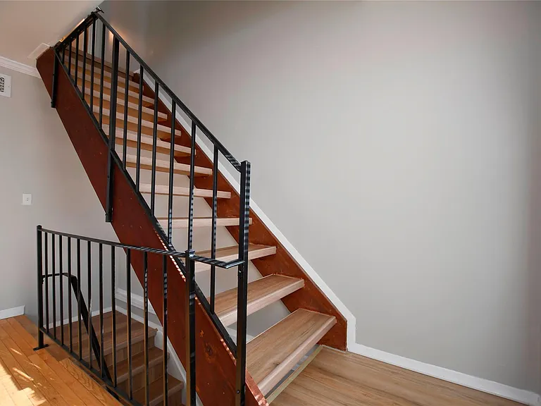 1527 Mariner Dr — Photo 5