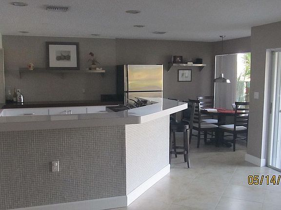 Kitchen /Breakfast nook