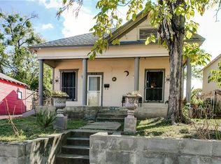 212 W 8th St, Dallas, TX 75208