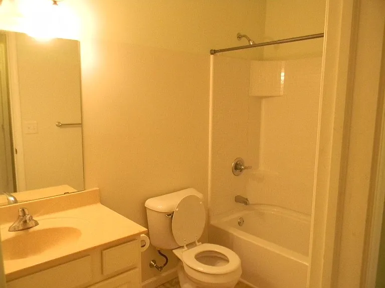 1016 Odell Farm Ln — Photo 14