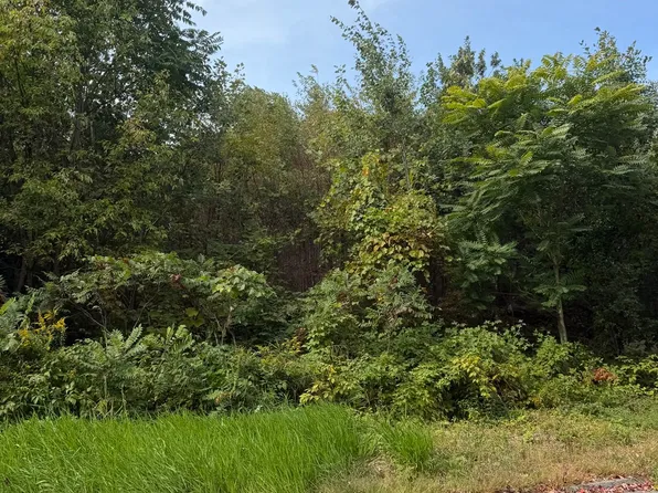 140 Woodridge Rd, Holden, MA 01520