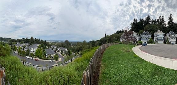 360 deg view from outside of the house