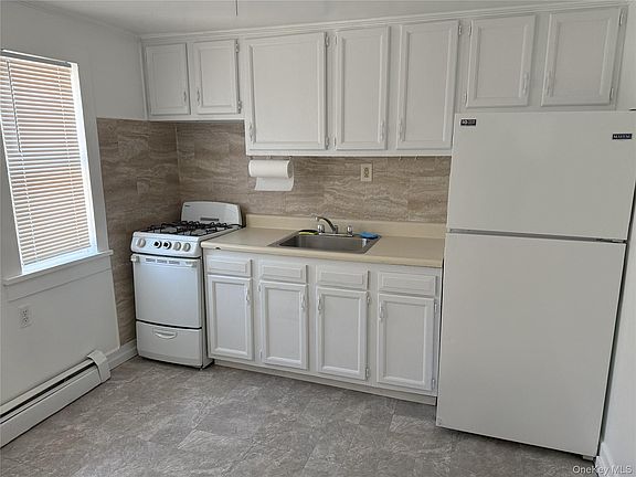 2nd image of 6 Glenmere Ave #1