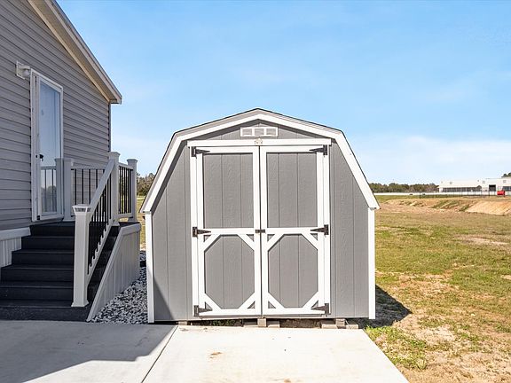 Exterior Image-38-Champion 40 OZ Mighty Oak