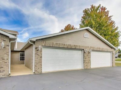 150 N Wooster St Unit 2, Capron, IL, 61012