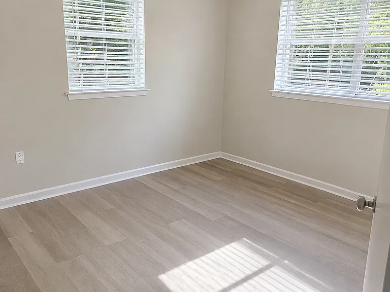 503 Tall Pines St — Photo 7