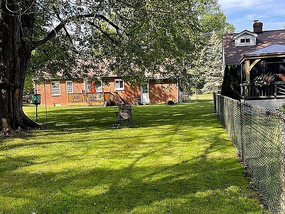 4th image of 844 Skinner Ave
