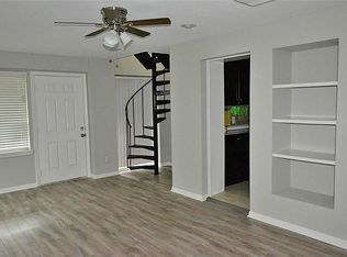 1916 1/2 Branard St, Houston, TX 77098