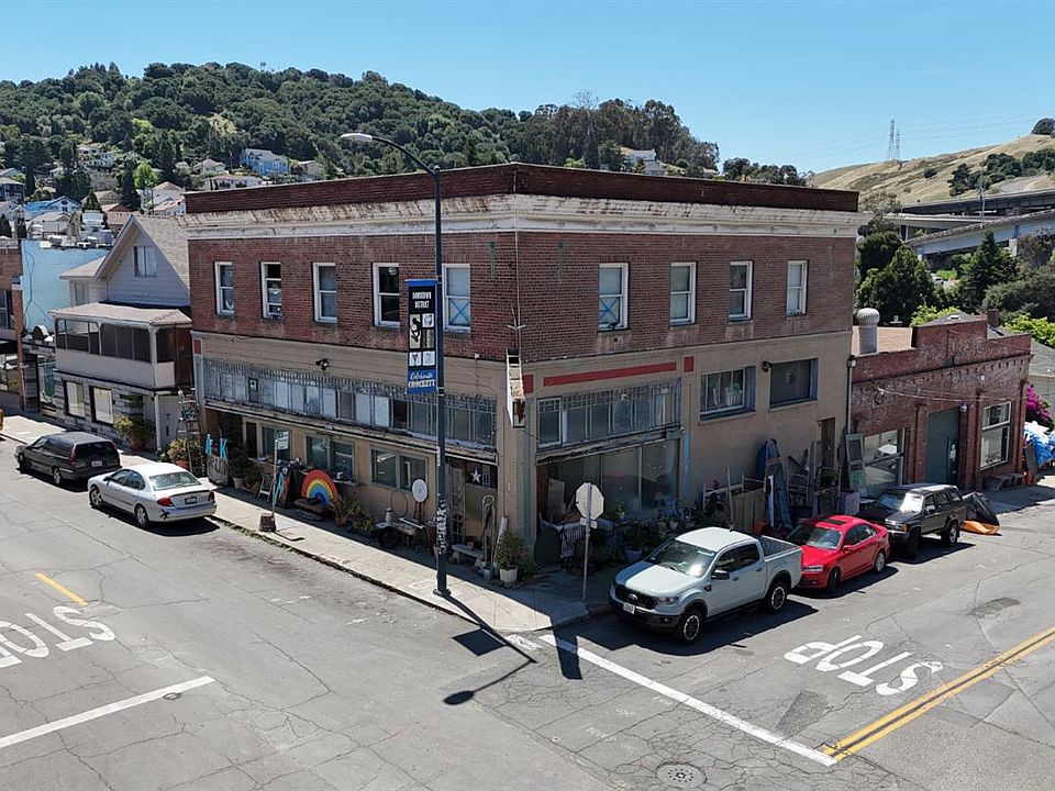 1st image of 602 2nd Ave