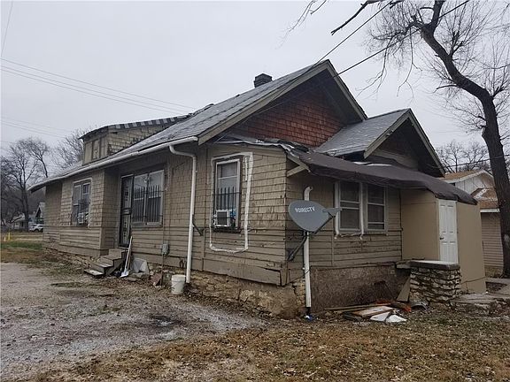 4th image of 2023 Quindaro Blvd
