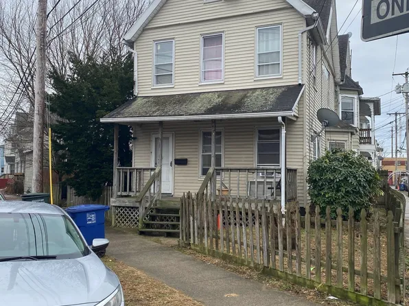 95 Bedford Avenue, Bridgeport, CT 06605