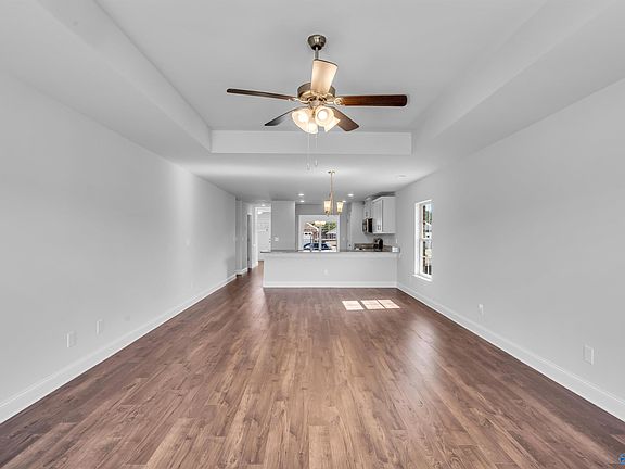 5th image of 15380 Springbrook Trce