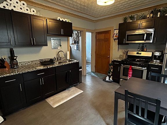 2nd image of 1817 N Humboldt Ave APT 1