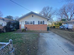 235 Poplar Ave, Newport News, VA 23607