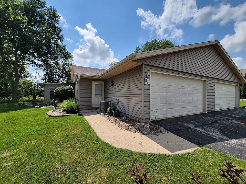 1st image of 105 Tamarack Cir