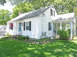 31 Campbell St, West Warwick, RI 02893