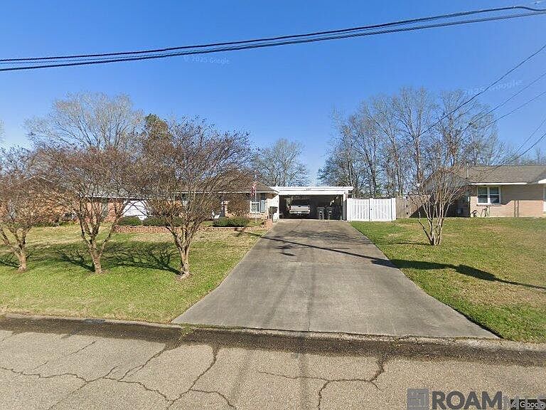 1st image of 8383 N Parkland Dr