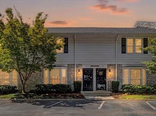136 Peachtree Memorial Dr NW APT RI-5, Atlanta, GA 30309