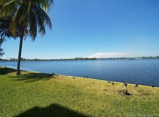 1175 Miami Gardens Dr #101, Miami, FL 33179