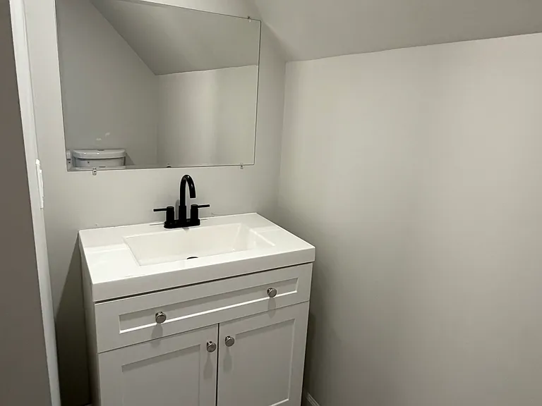 344 Blackstone St #3 — Photo 5
