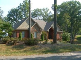 708 Rocky Top Rd, Lenoir City, TN 37771