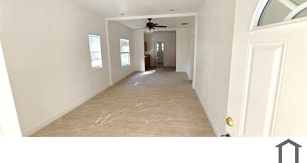 1st image of 1105 W 11th St