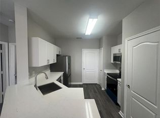 18046 Villa Creek Dr, Tampa, FL 33647