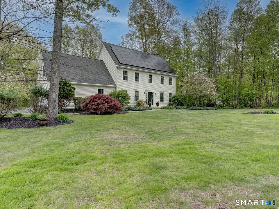 1st image of 4 Tunxis Drive